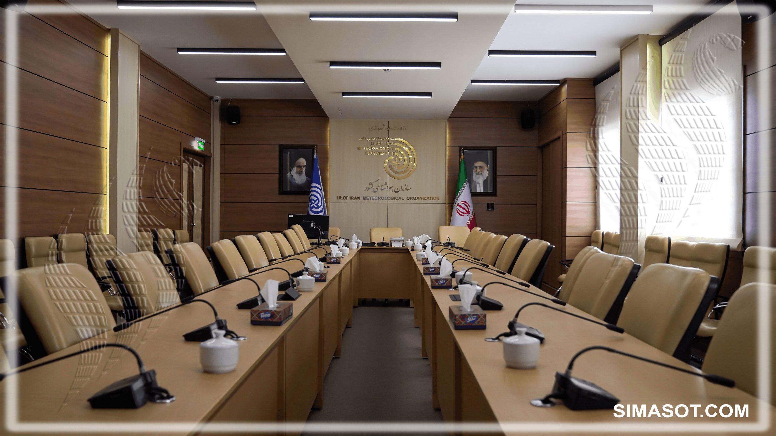 تجهیز دکوراسیون و نورپردازی